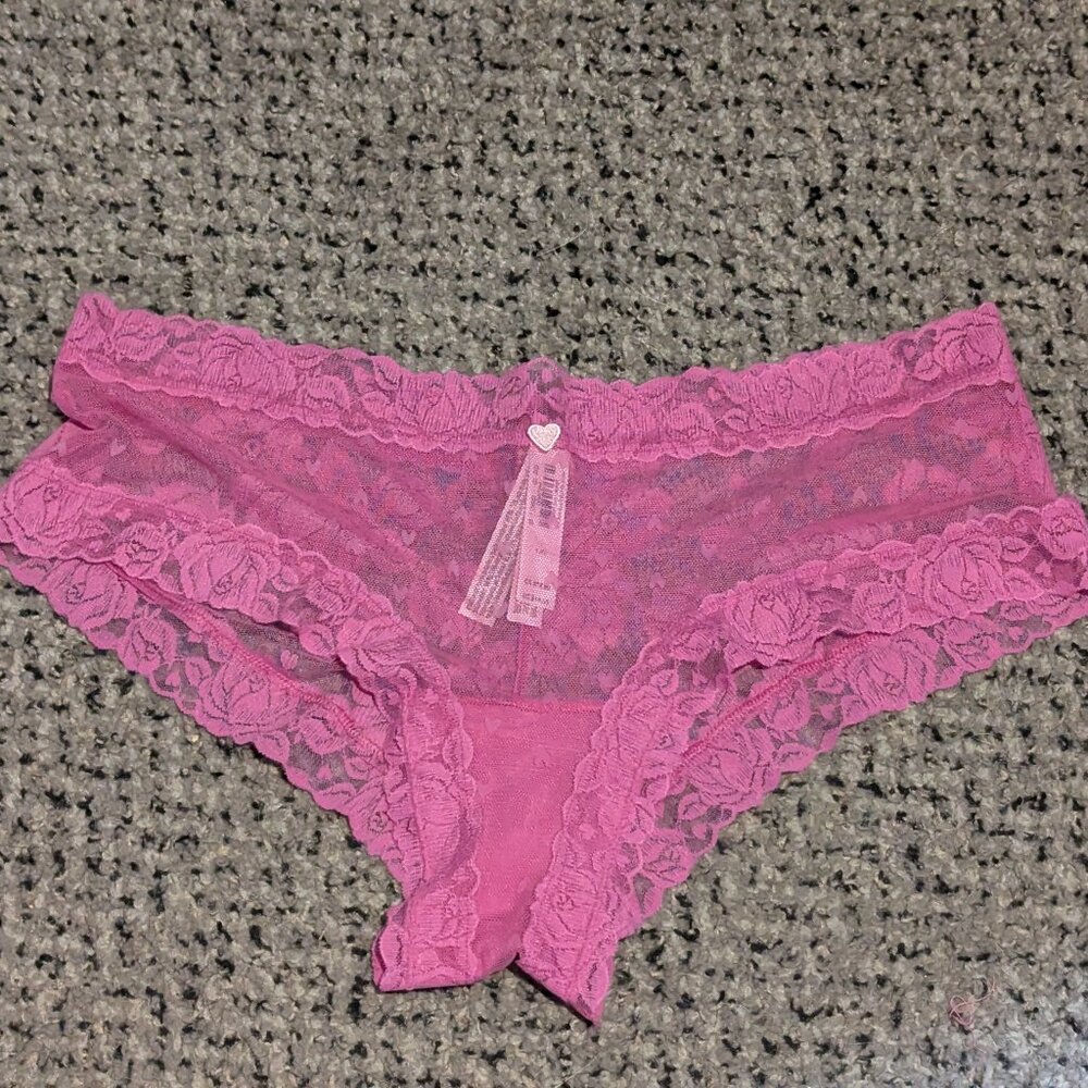 VICTORIA'S SECRET NWT PINK CHEEKY PANTIES